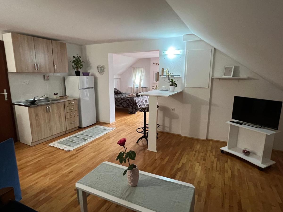 Appartement Queen à Visoko Extérieur photo