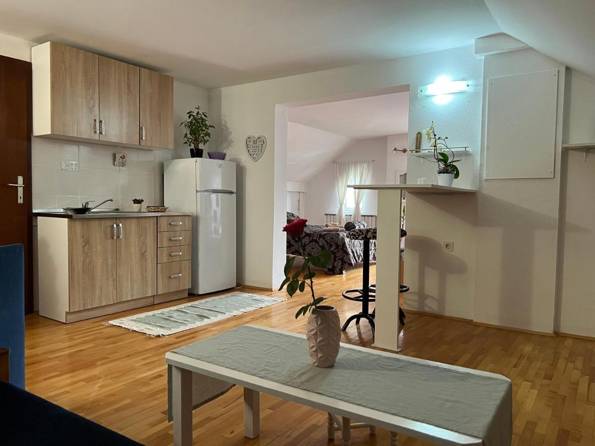 Appartement Queen à Visoko Extérieur photo